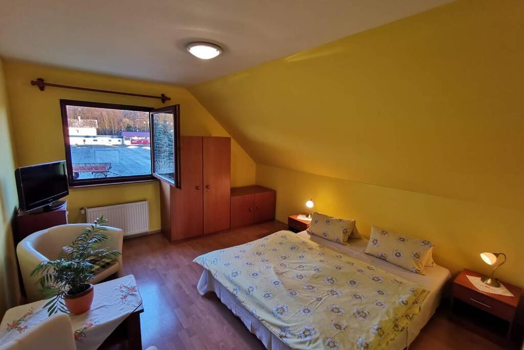 Apartman Adrianka Турчьянске-Теплице Экстерьер фото
