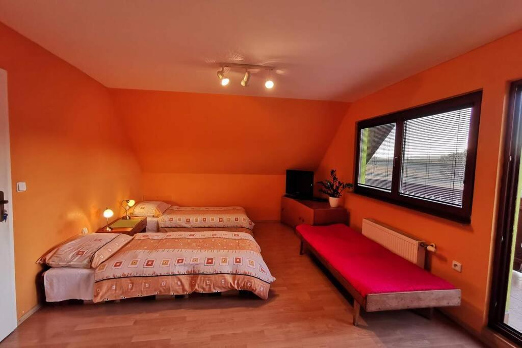 Apartman Adrianka Турчьянске-Теплице Экстерьер фото