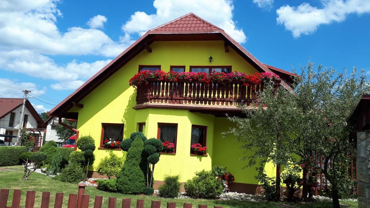Apartman Adrianka Турчьянске-Теплице Экстерьер фото